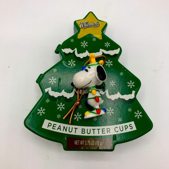 Whitman’s/ 2010 Peanuts Snoopy Christmas ornament. Snoopy has Christmas lights. - Picture 1 of 4